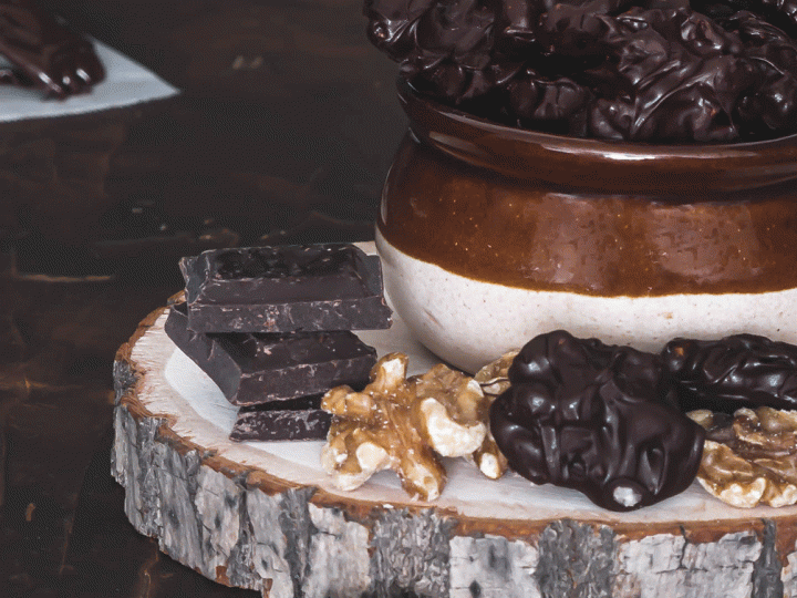 chocolate-nuts-snack